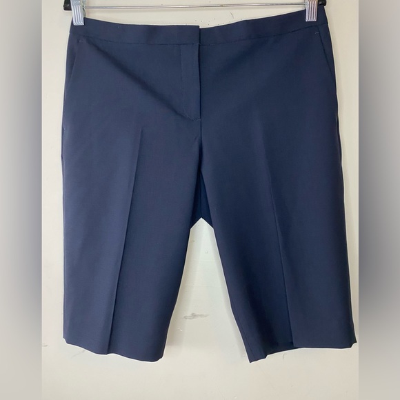 THEORY Navy Blue Virgin Wool Bermuda Shorts Size 8 - Picture 2 of 7